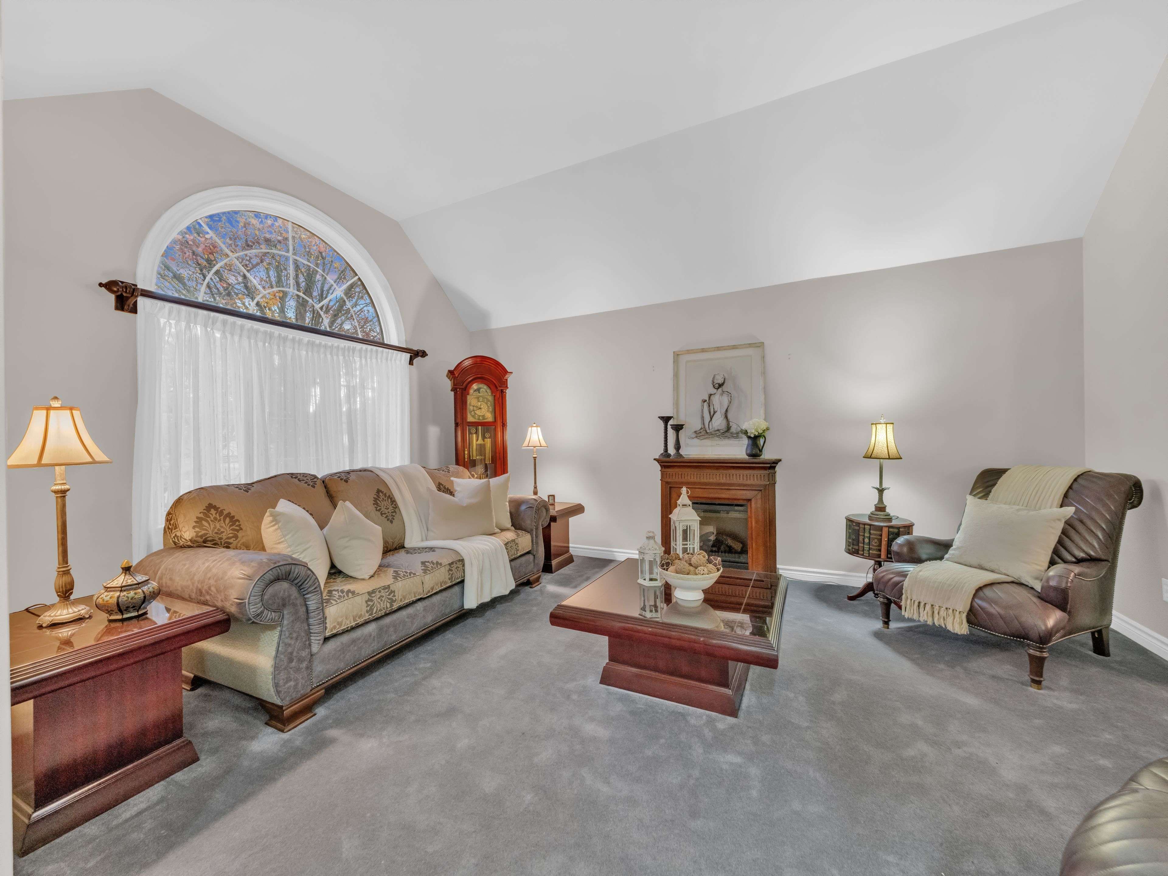 Chatham-kent, ON N7M 6G3,11 Cramar CRES