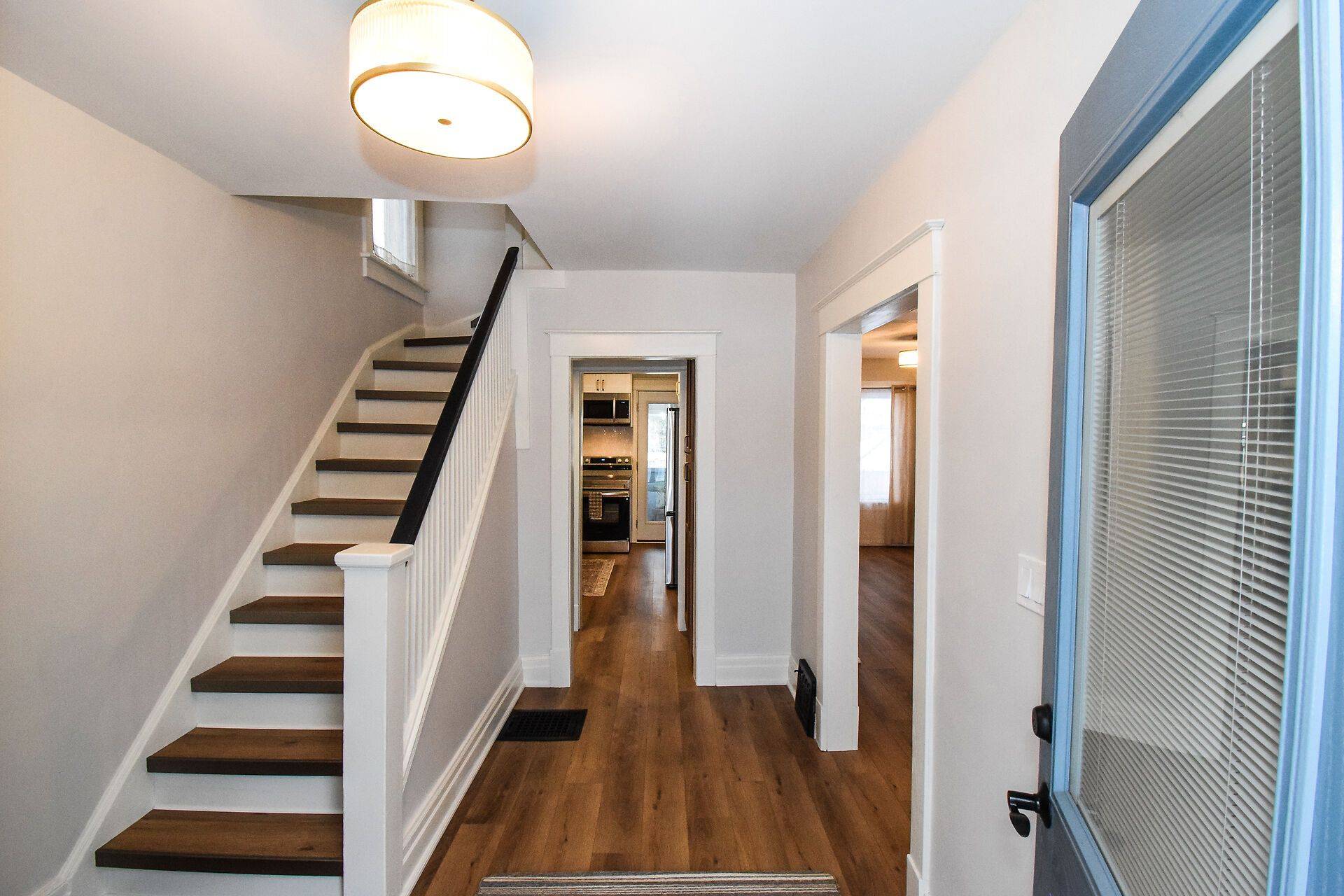 Niagara Falls, ON L2E 4P7,5121 Fourth AVE