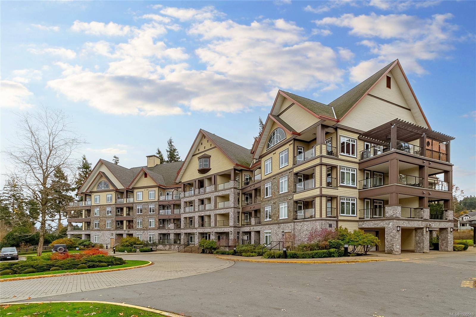 Langford, BC V9B 0C9,1375 Bear Mountain Pkwy #216