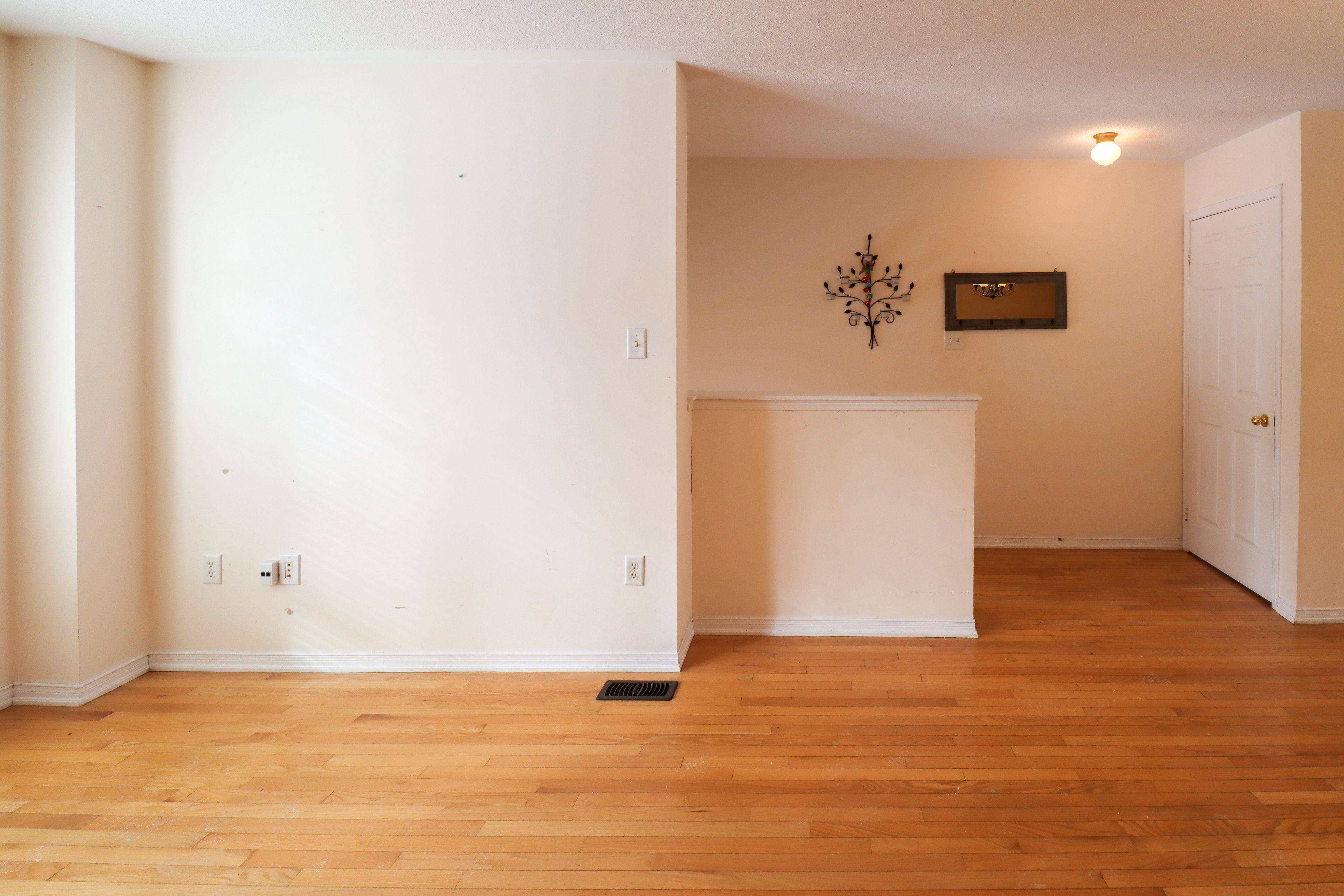 Mississauga, ON L4Z 4J7,4950 Albina WAY #175