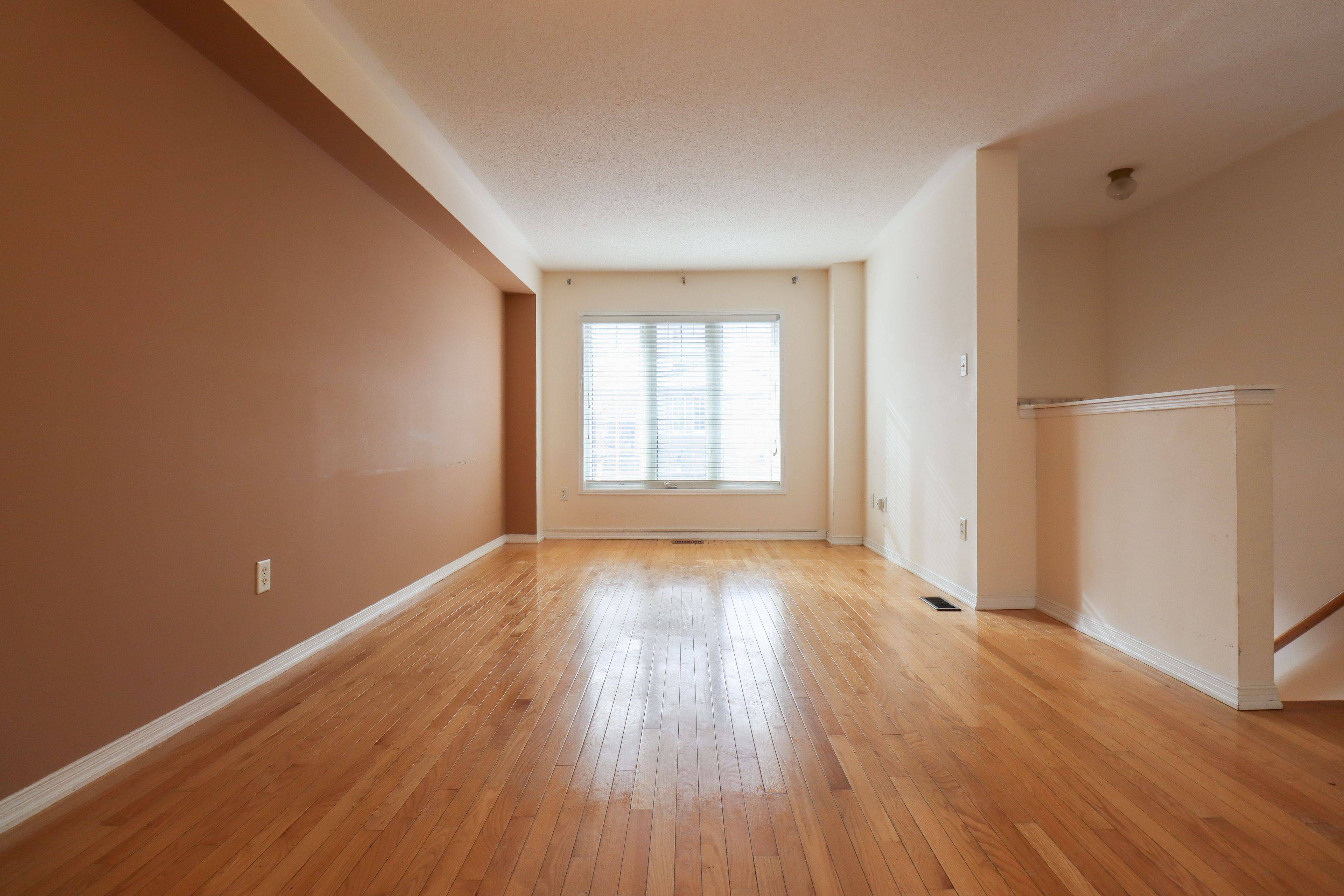 Mississauga, ON L4Z 4J7,4950 Albina WAY #175