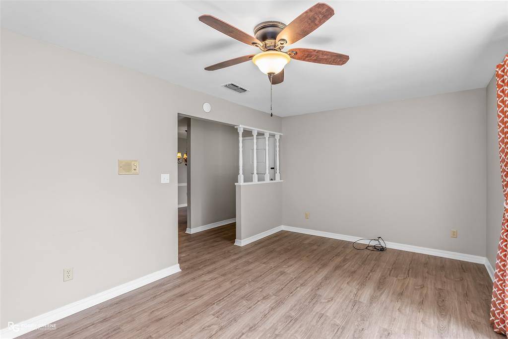 Shreveport, LA 71115,102 Hammerly Drive