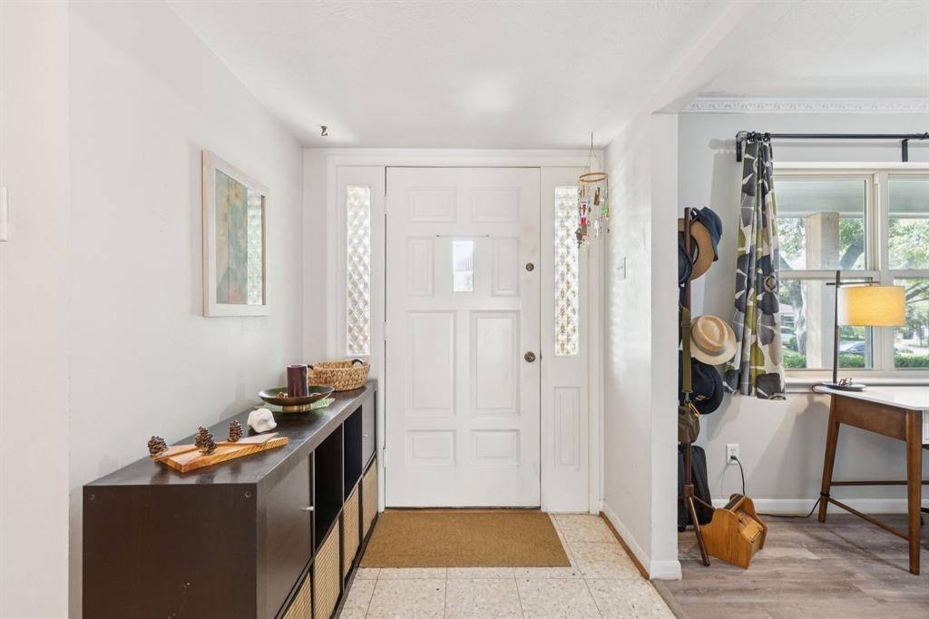 Dallas, TX 75228,8309 Londonderry Lane