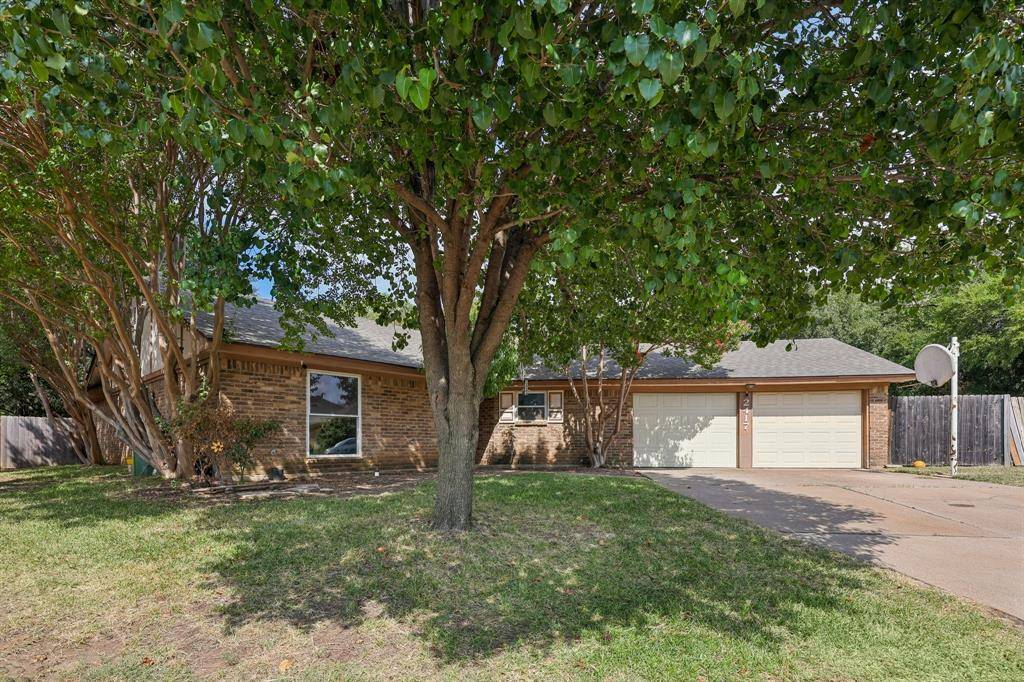 Bedford, TX 76021,2417 Meadow Court