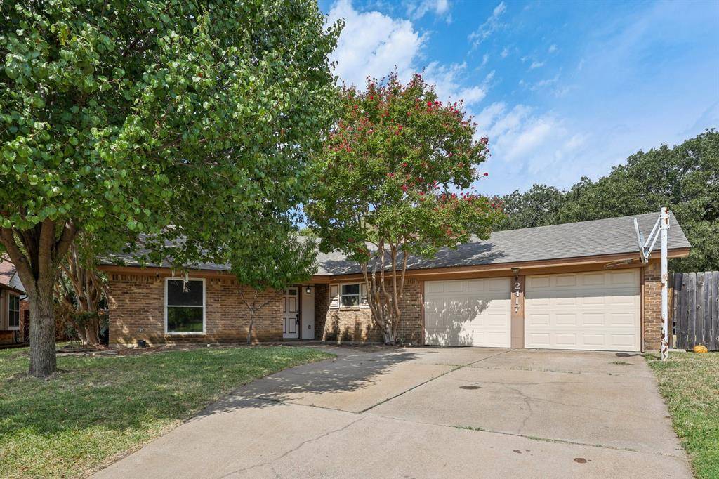 Bedford, TX 76021,2417 Meadow Court