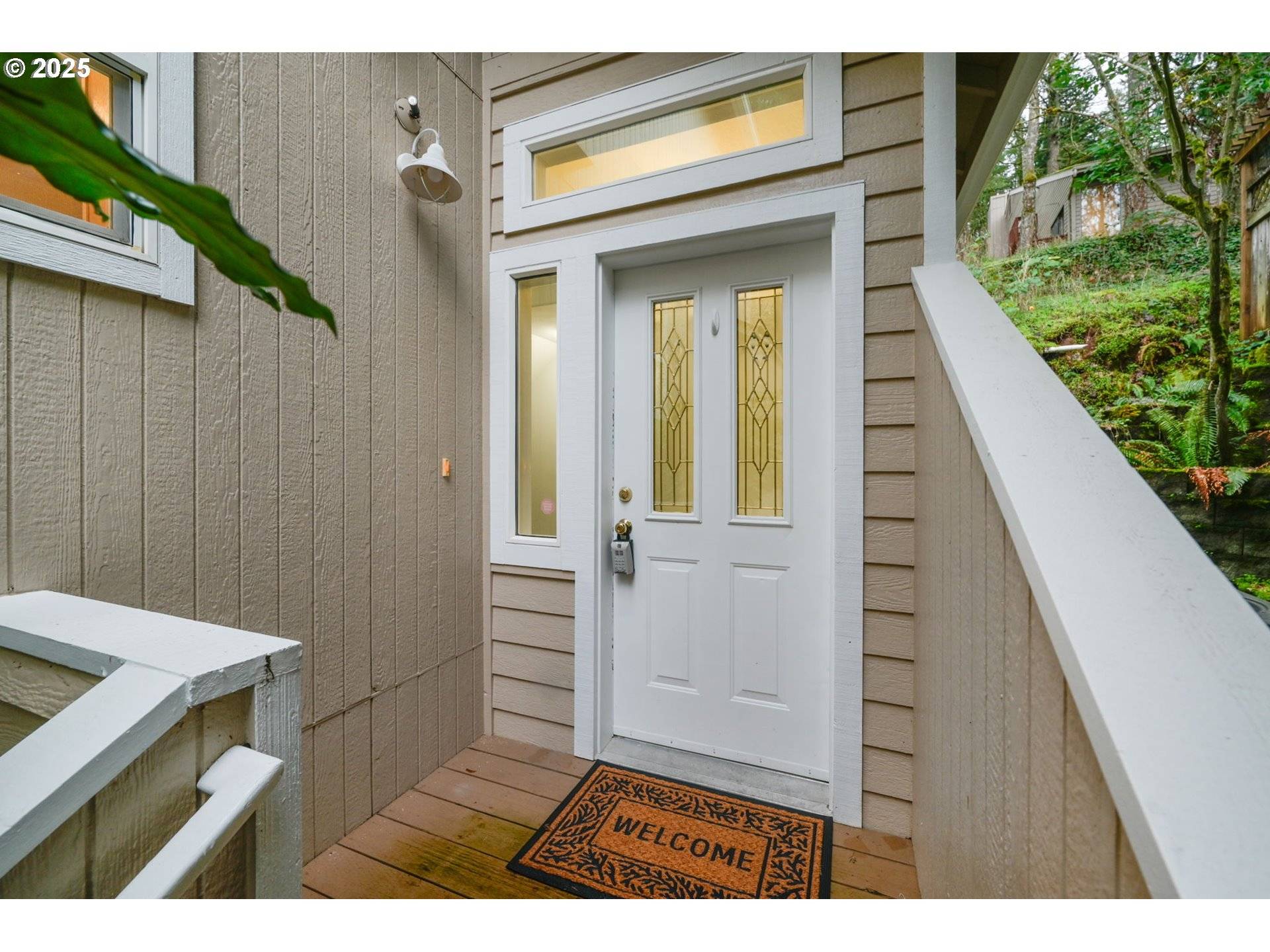 Eugene, OR 97405,3812 COLONY OAKS DR