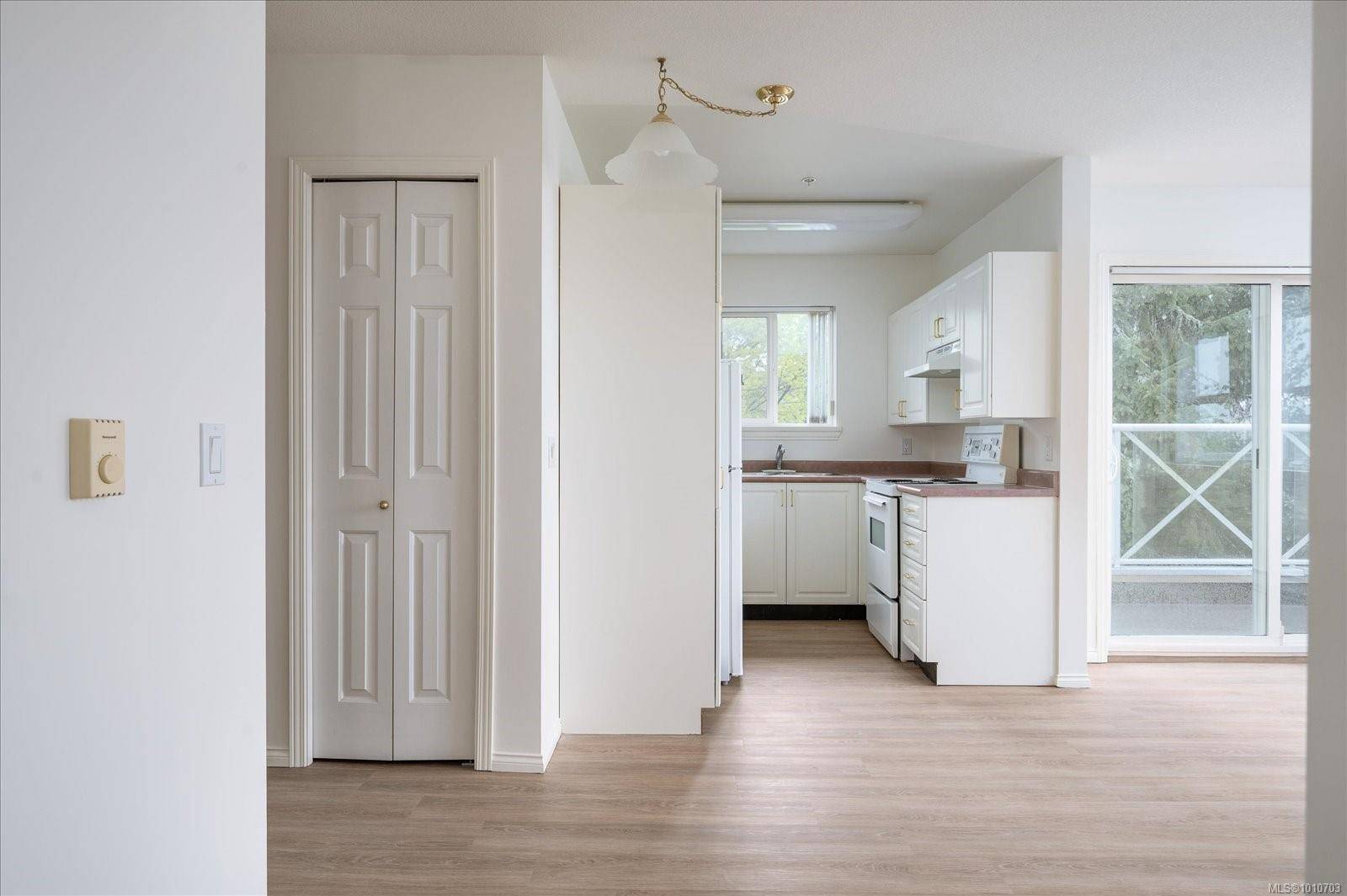 Qualicum Beach, BC V9K 2P6,750 Memorial Ave #310