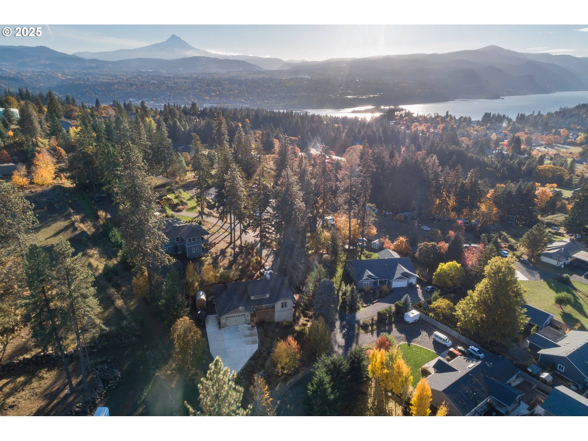 White Salmon, WA 98672,1241 Fruit Valley LN