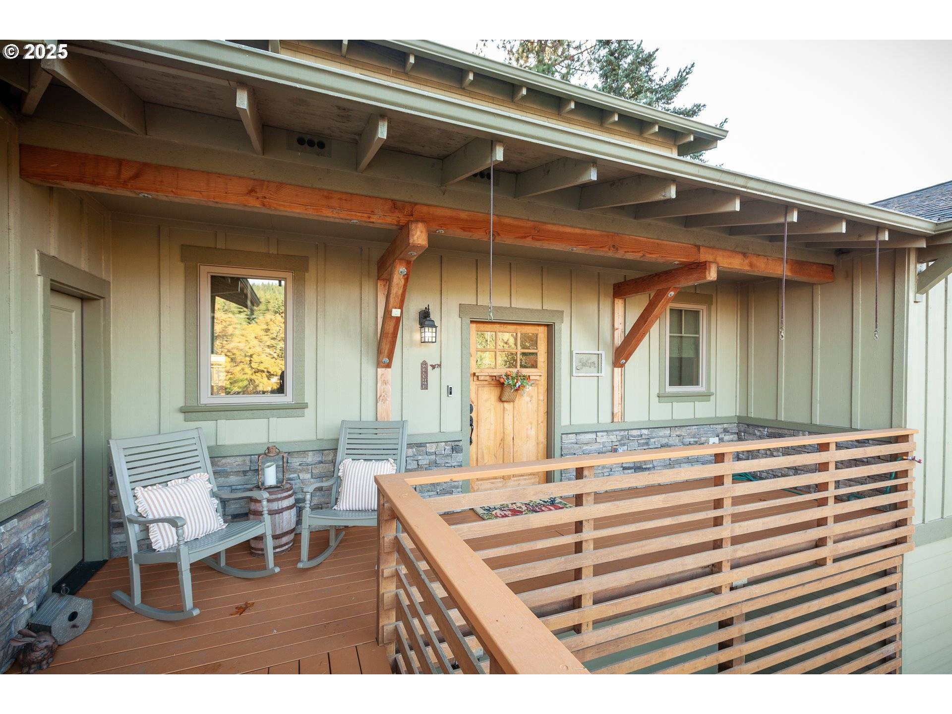 White Salmon, WA 98672,1241 Fruit Valley LN