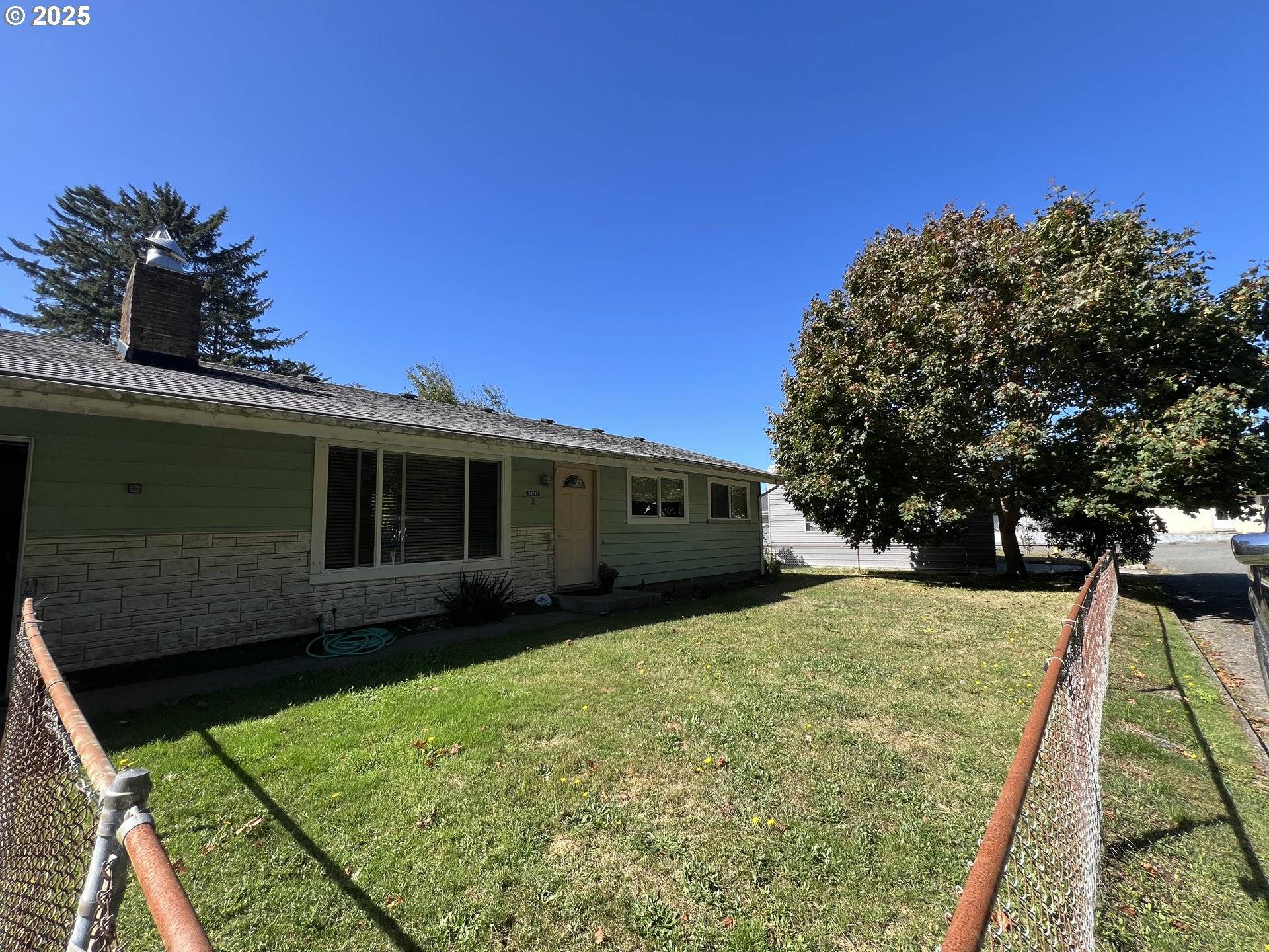 Gold Beach, OR 97444,94242 7TH ST