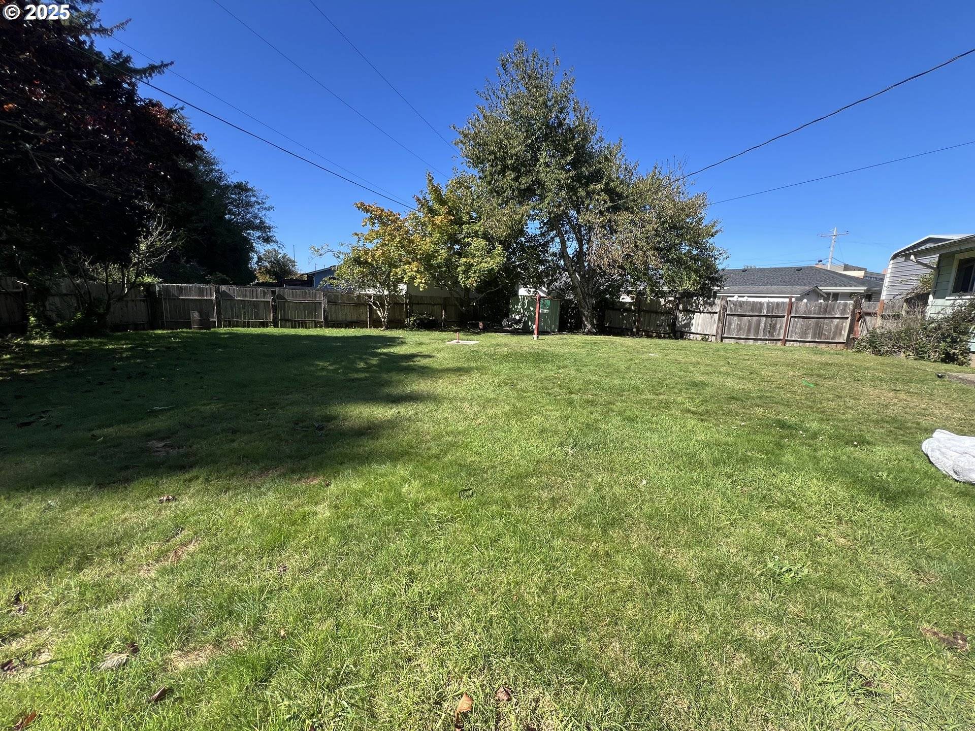 Gold Beach, OR 97444,94242 7TH ST