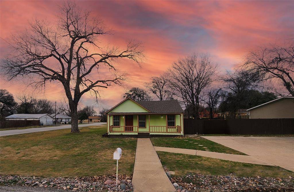 Cedar Hill, TX 75104,233 Texas Street