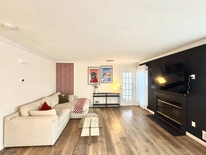 Union Twp., NJ 07083,702 Pinehurst-7 #7