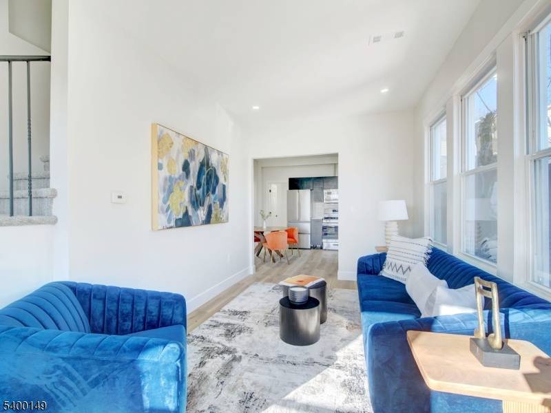 Irvington Twp., NJ 07111,5 Krotik Pl