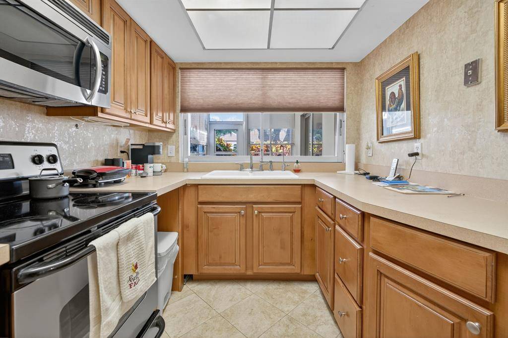 Palm Beach Gardens, FL 33418,5580 Tamberlane Circle #133