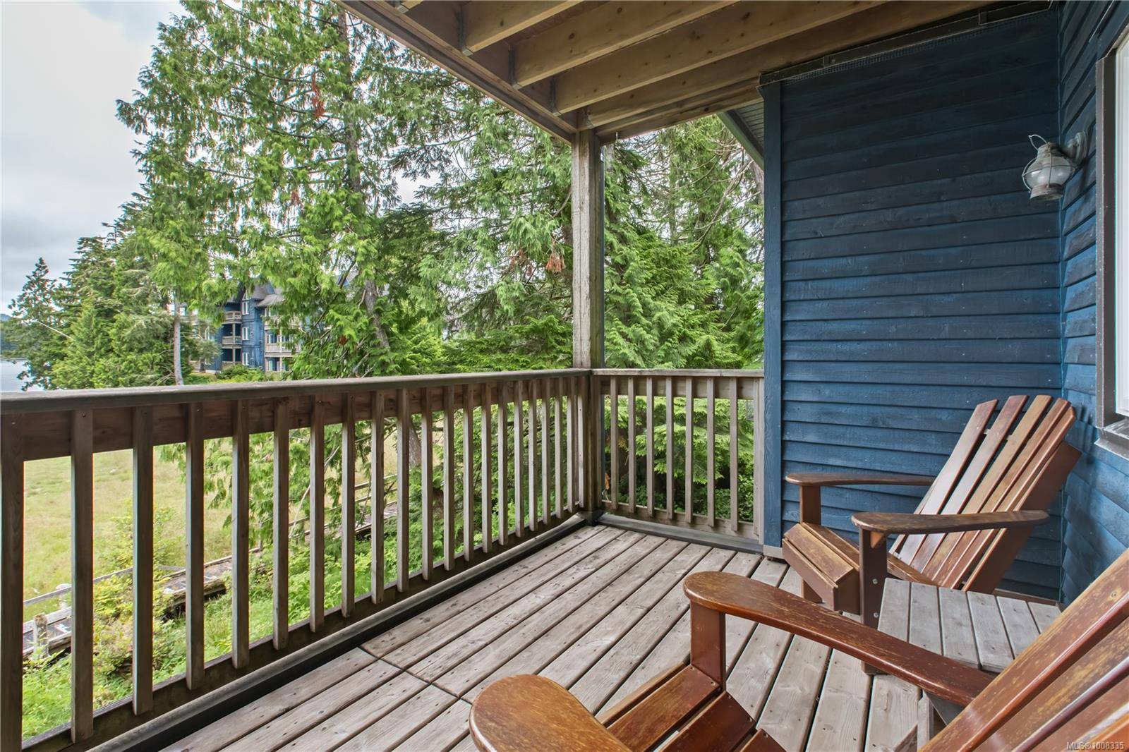 Ucluelet, BC V0R 3A0,1971 Harbour Dr #402