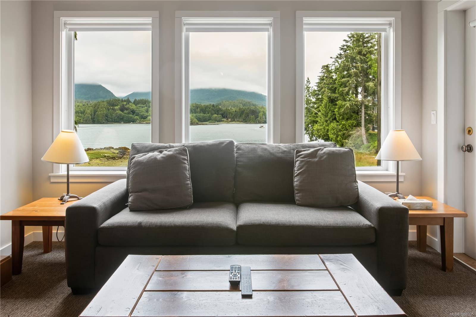 Ucluelet, BC V0R 3A0,1971 Harbour Dr #402