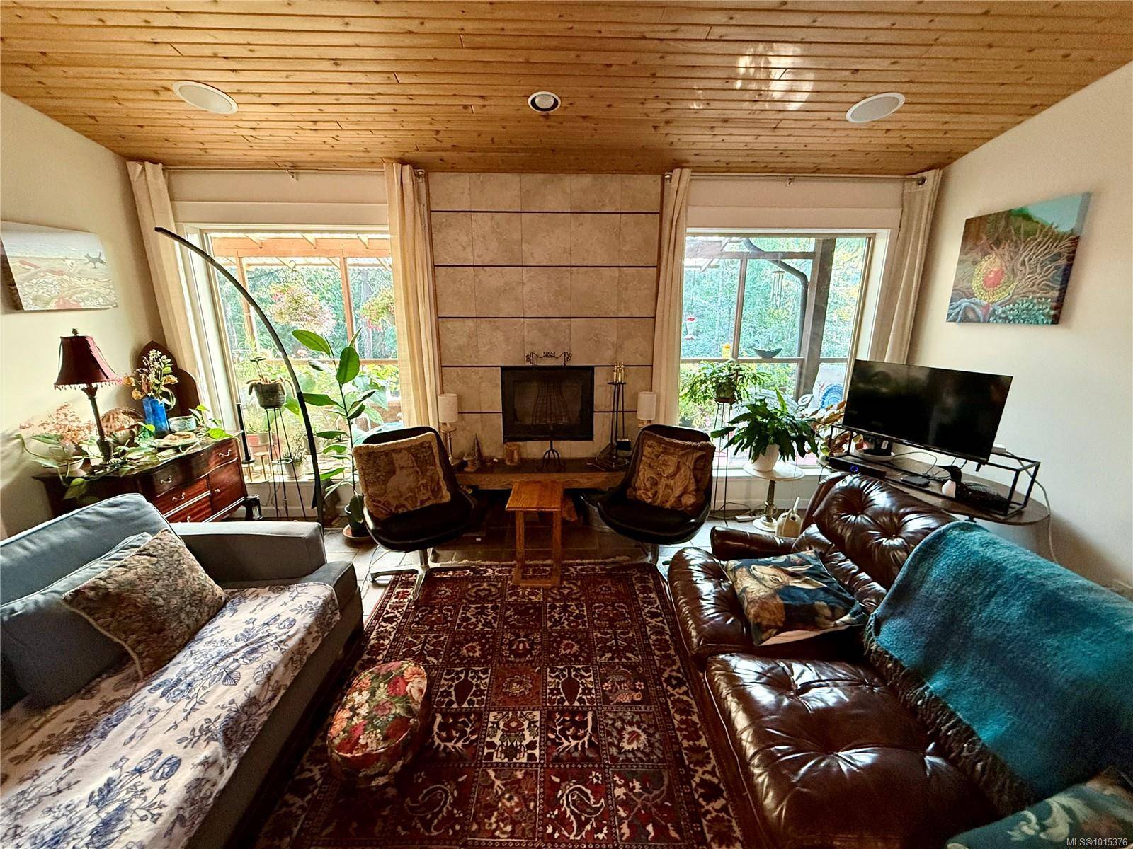 Pender Island, BC V0N 2M2,2623 Yardarm Rd