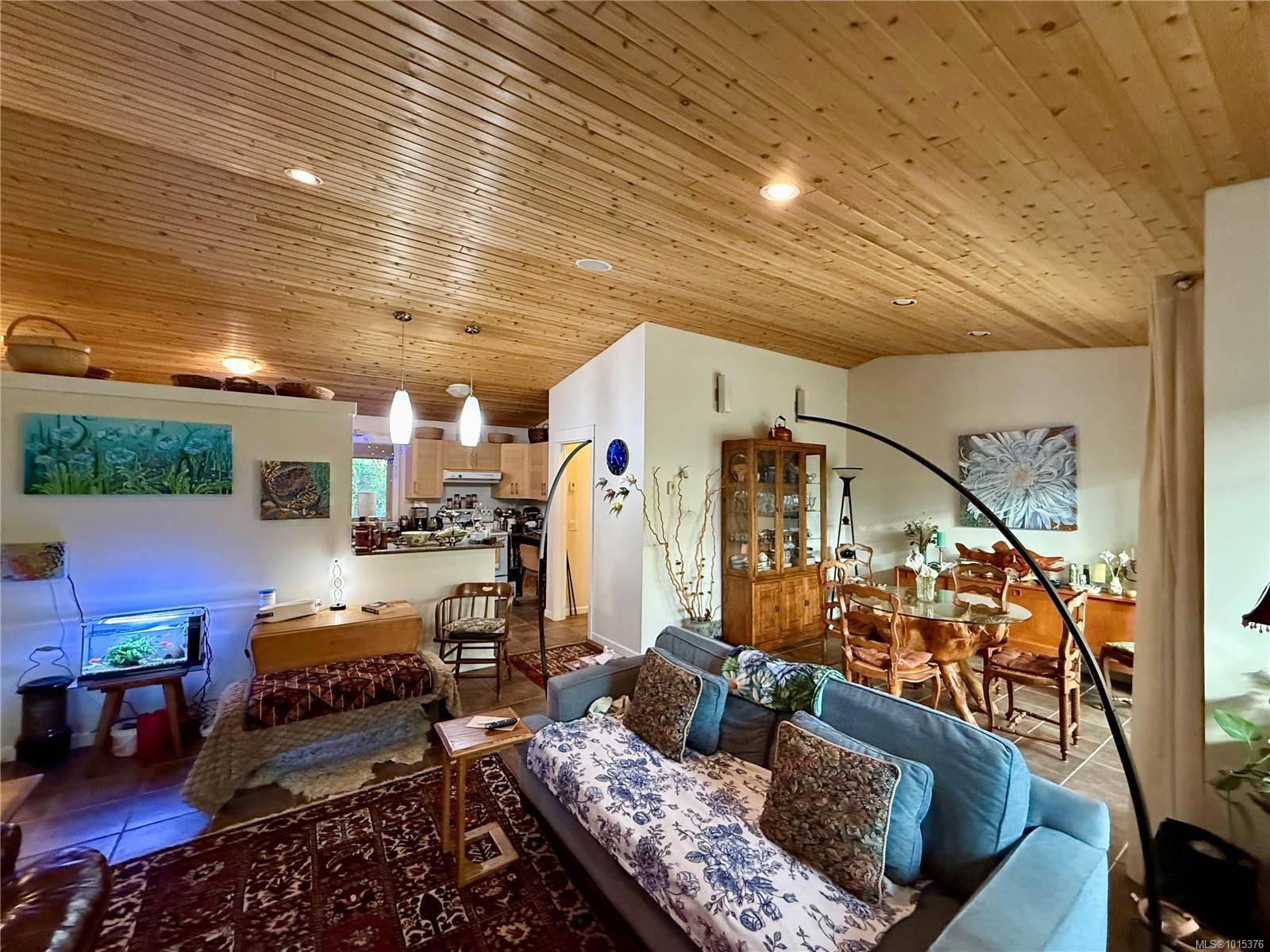 Pender Island, BC V0N 2M2,2623 Yardarm Rd