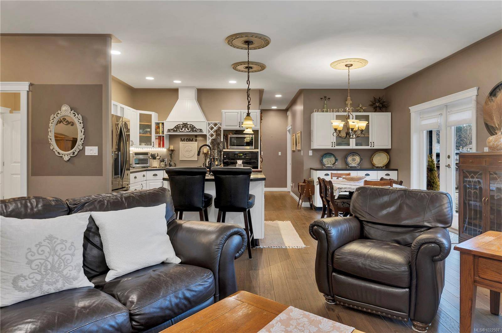 Campbell River, BC V9H 1S9,2825 Denman St