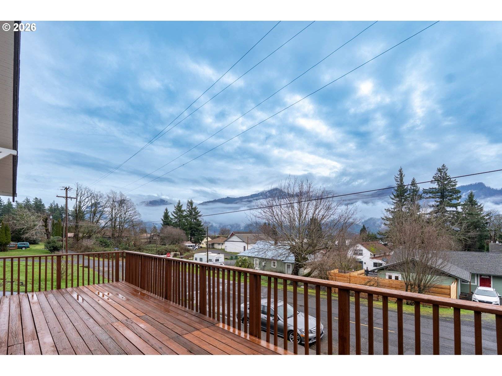 Stevenson, WA 98648,403 NW ROSELAWN ST