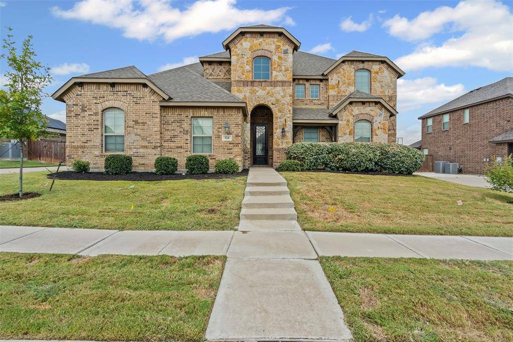 Burleson, TX 76028,124 St Elias Drive