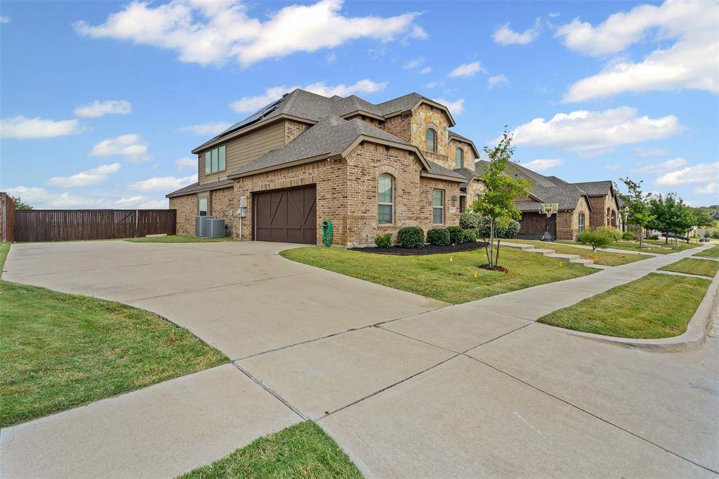 Burleson, TX 76028,124 St Elias Drive