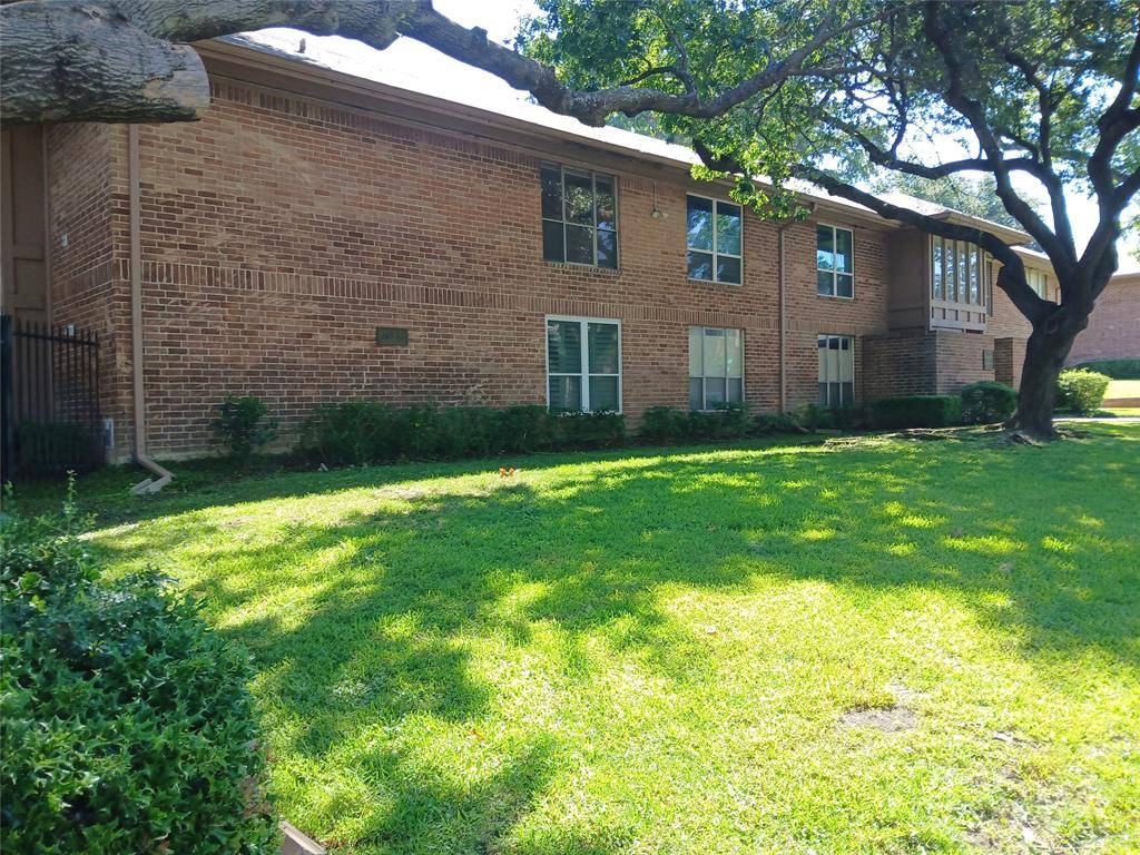 Dallas, TX 75230,10536 Stone Canyon Road #216