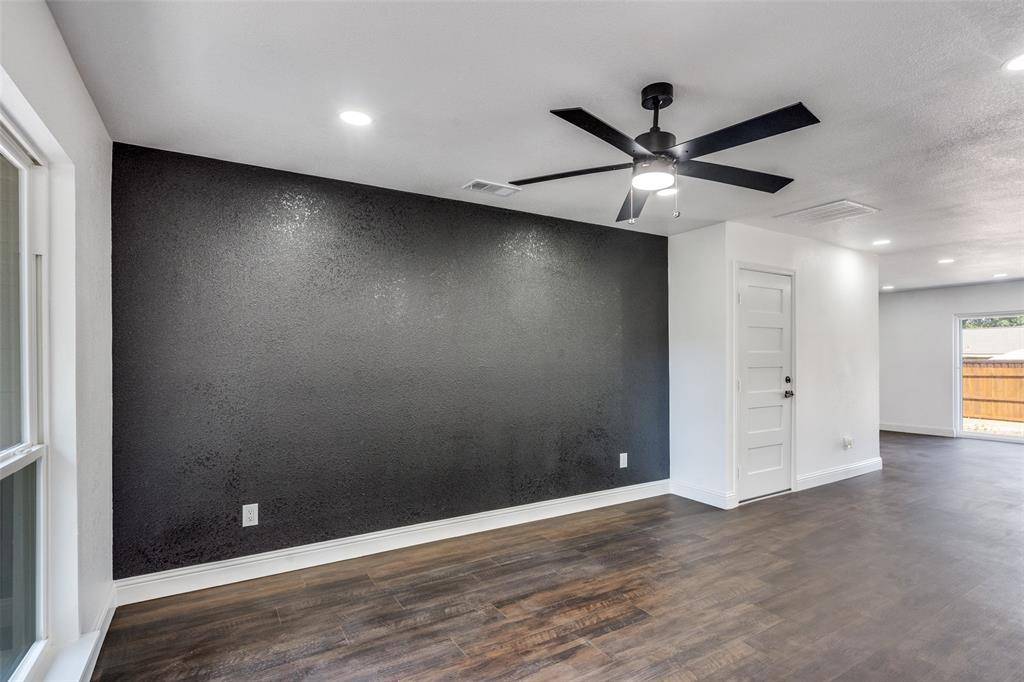 Plano, TX 75074,3352 Tarkio Road