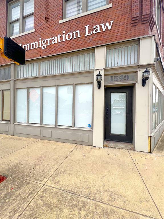 Fort Worth, TX 76164,1549 N Main Street #103