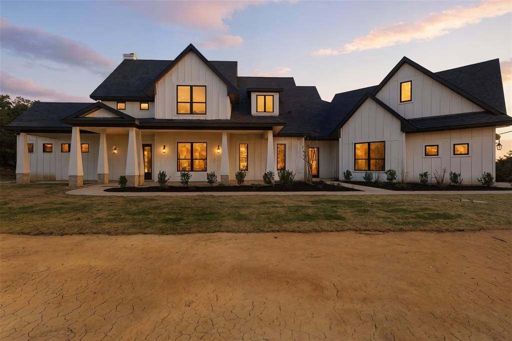 Sunset, TX 76270,1552 Lakeridge Boulevard