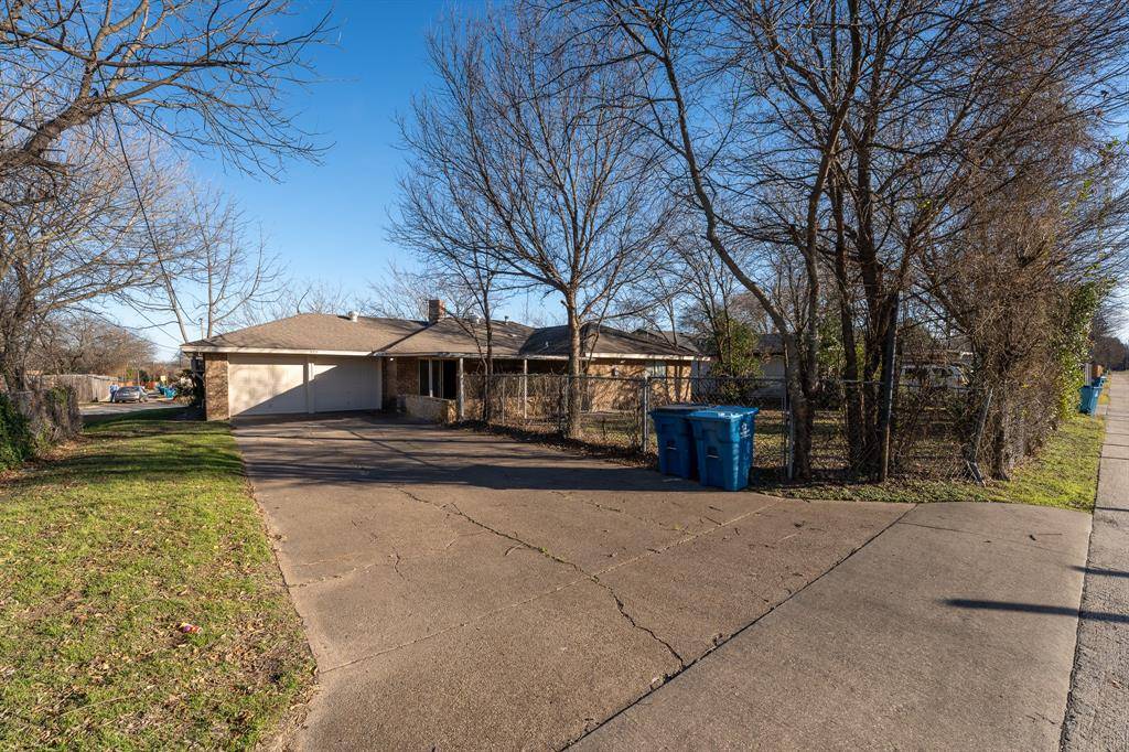 Desoto, TX 75115,309 Brookview Drive