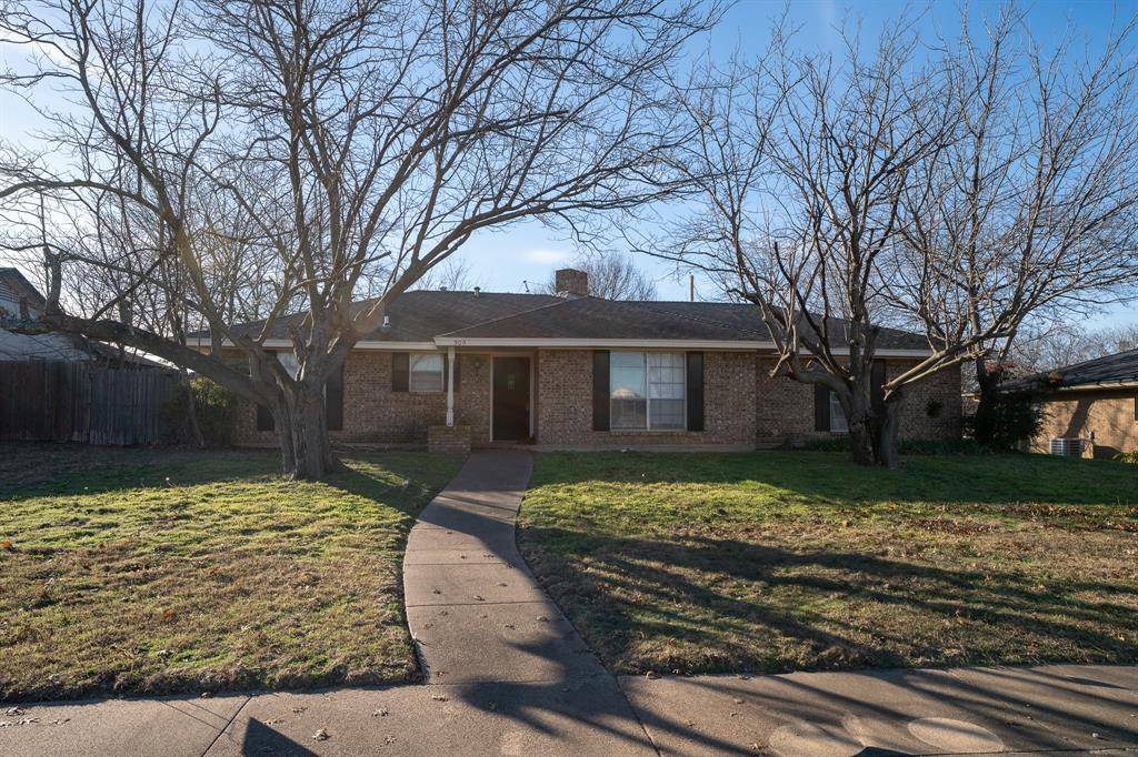 Desoto, TX 75115,309 Brookview Drive
