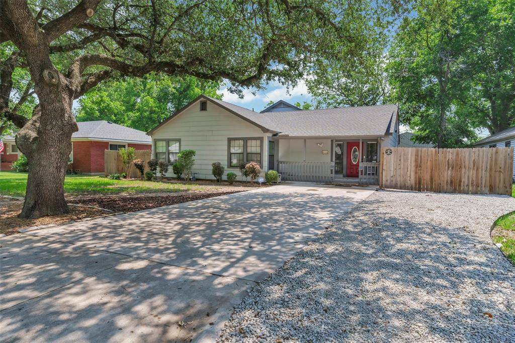 Cleburne, TX 76033,616 Bellevue Drive