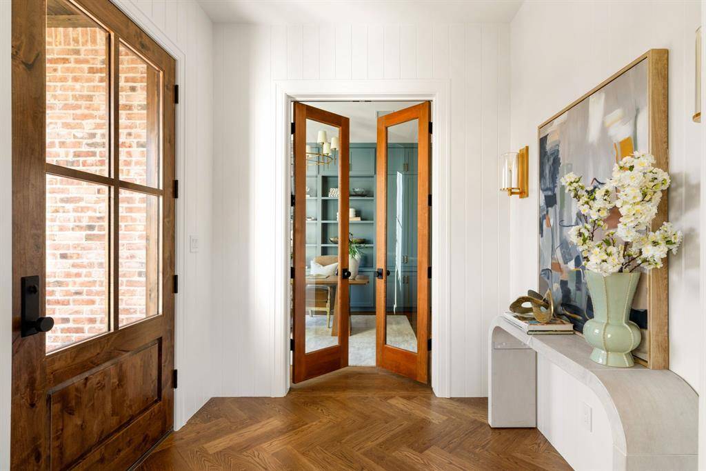 Dallas, TX 75230,5901 Orchid Lane