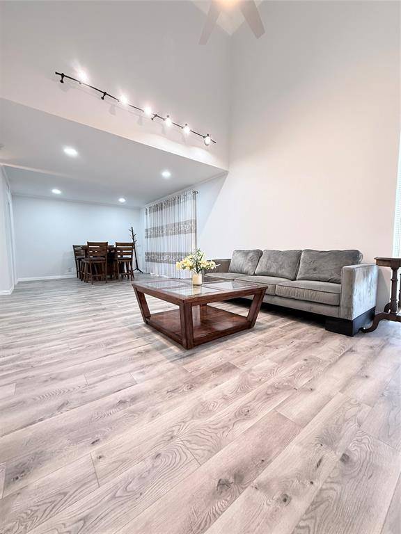 Grand Prairie, TX 75050,576 E Avenue J #B