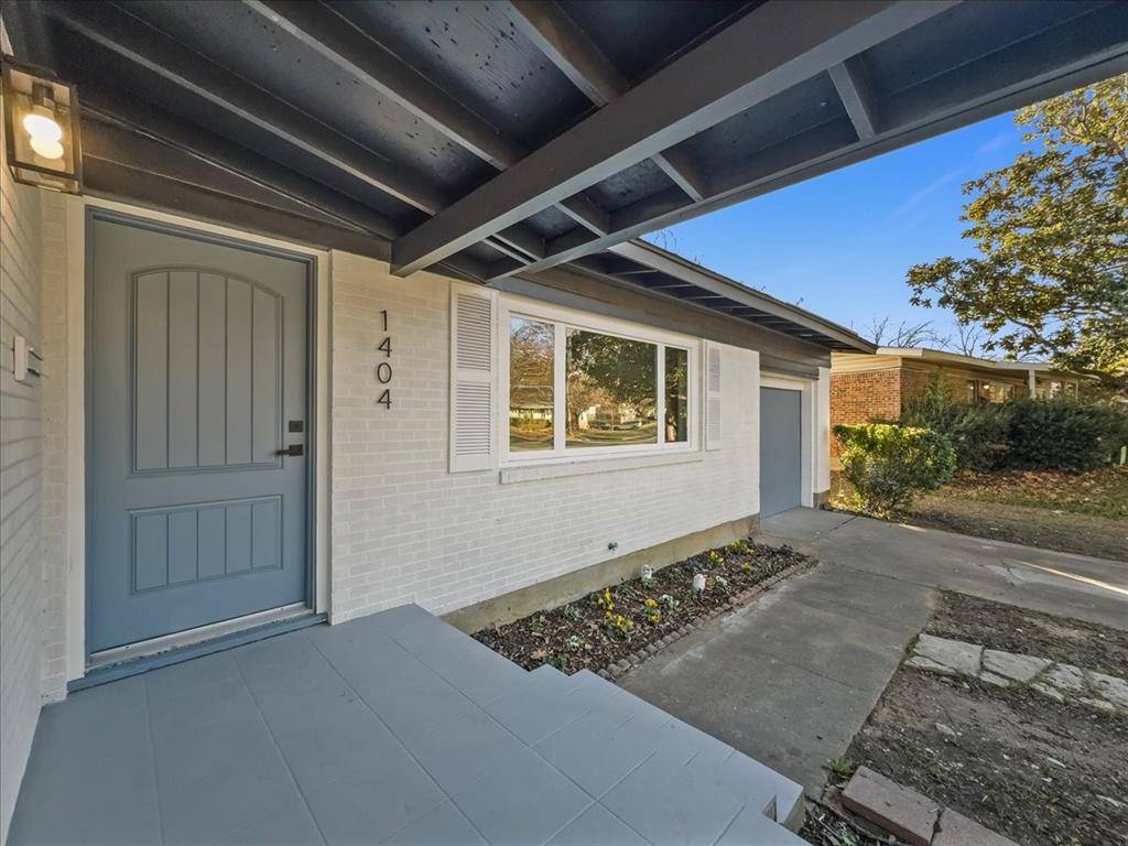 Arlington, TX 76013,1404 Marshalldale Drive