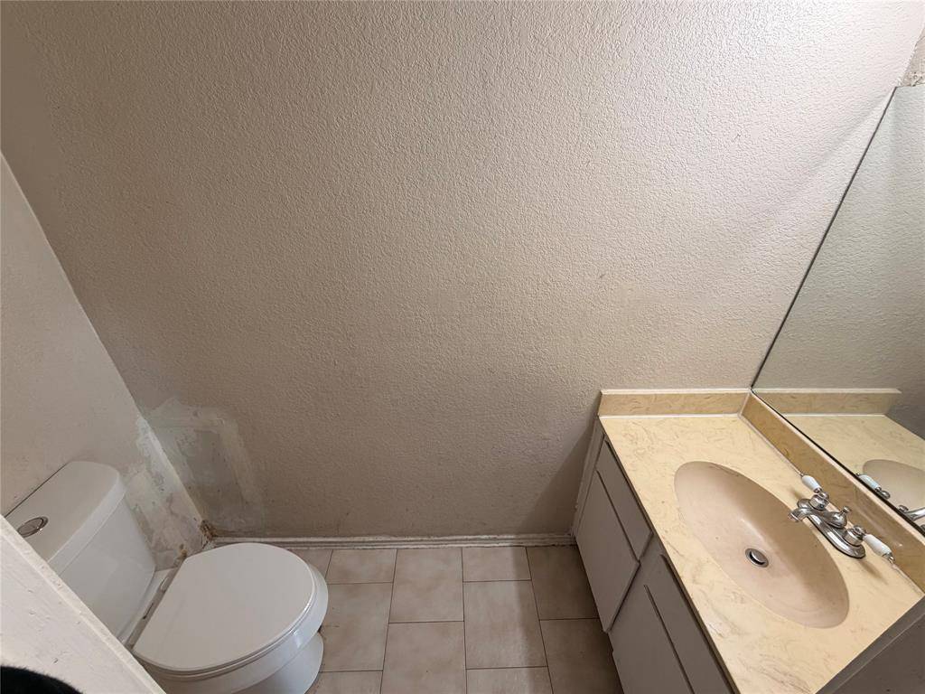 Dallas, TX 75217,1915 Red Cloud Drive