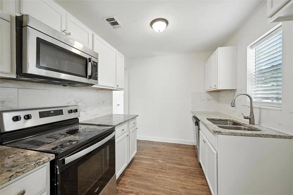 Tom Bean, TX 75491,504 E Bonham Street