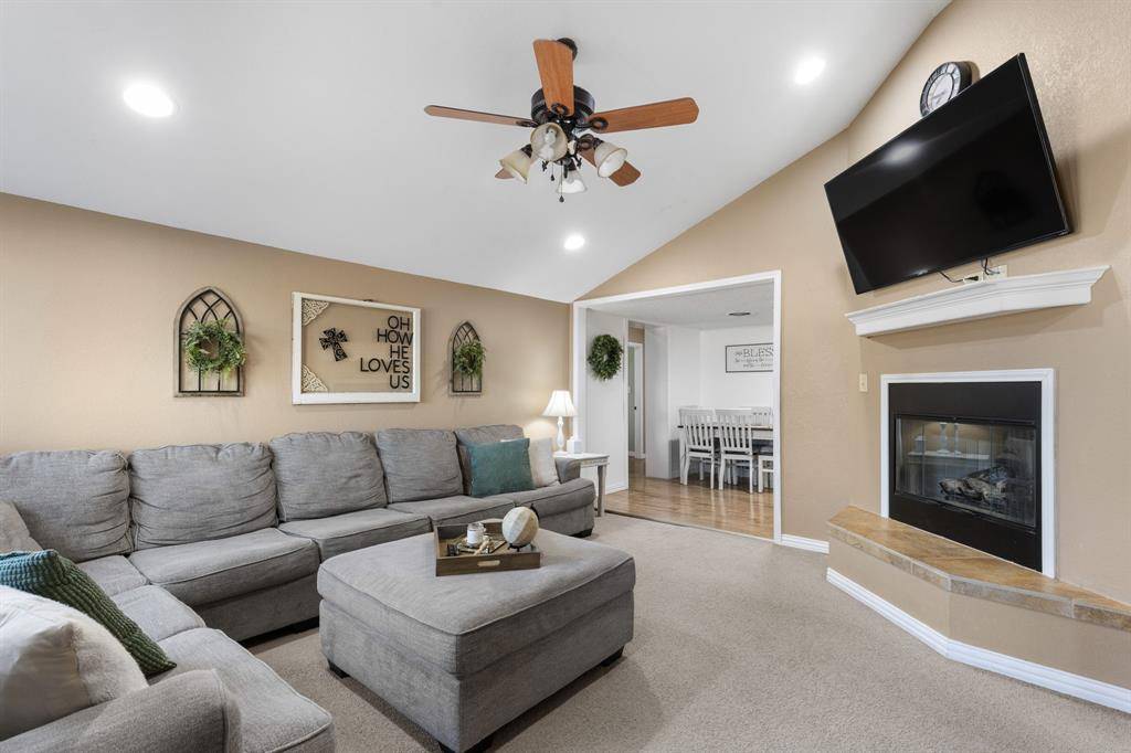 Seymour, TX 76380,1137 US Highway 82 W