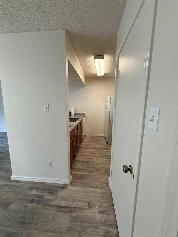 Dallas, TX 75243,9807 Walnut Street #D 304