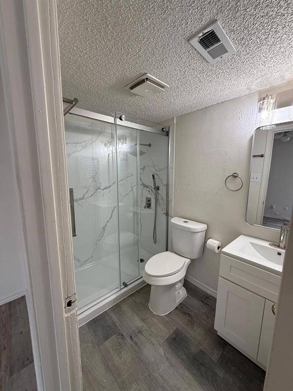 Dallas, TX 75243,9807 Walnut Street #D#304