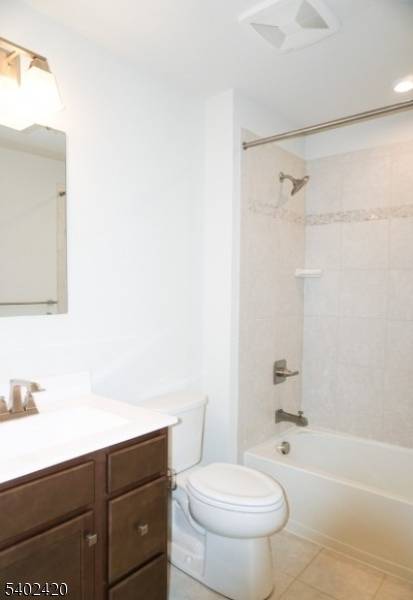 Hardyston Twp., NJ 07419,60 Coventry Rd