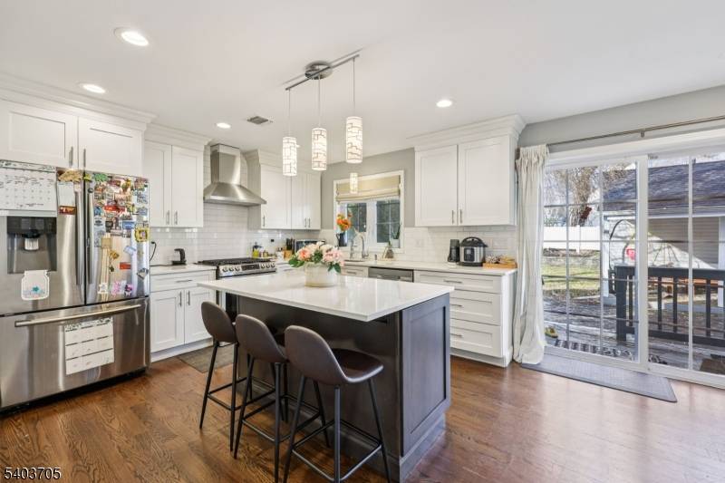 Fair Lawn Boro, NJ 07410,3-15 Lyons Ave