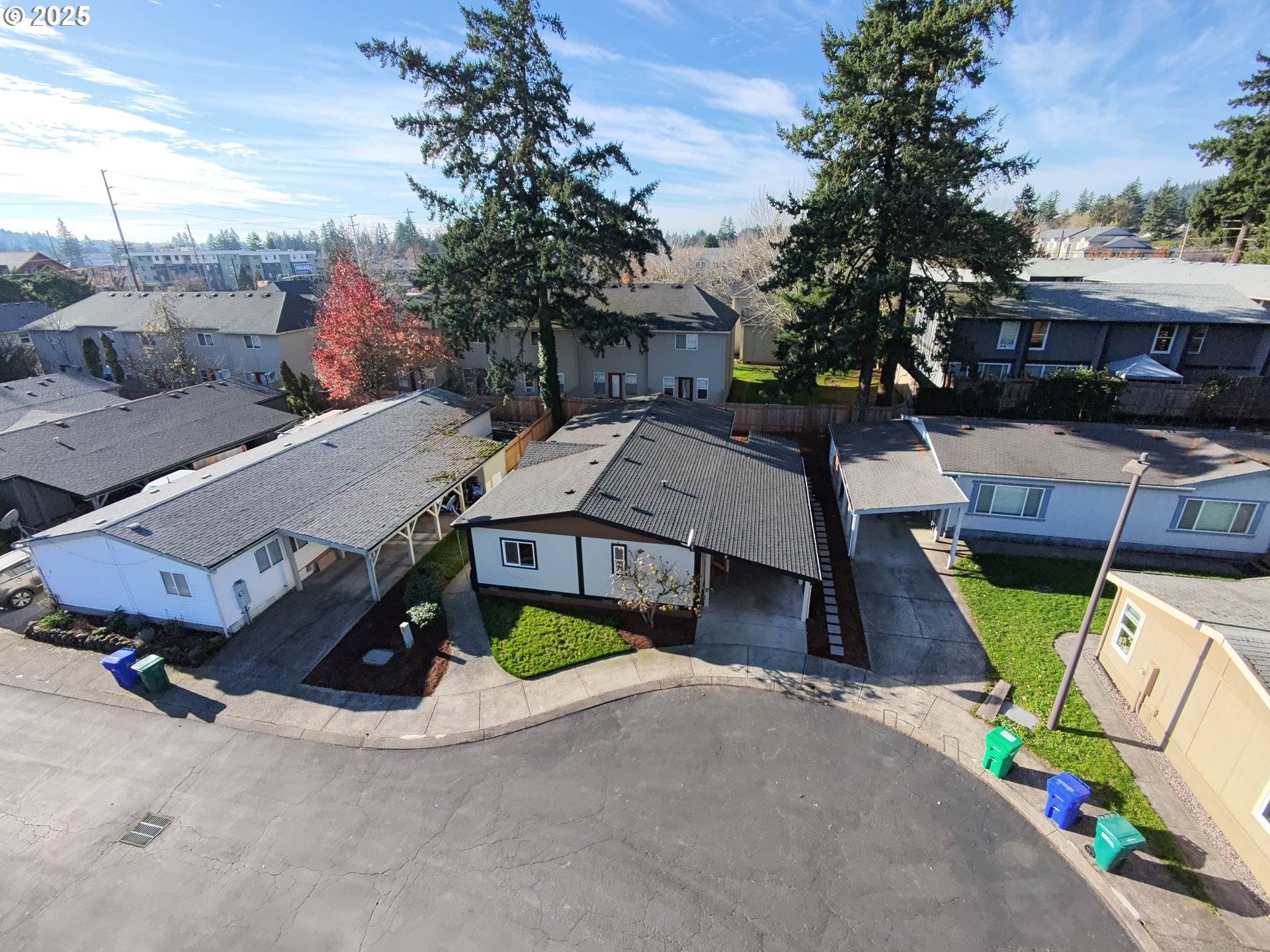 Portland, OR 97236,12323 SE HOLGATE BLVD #6