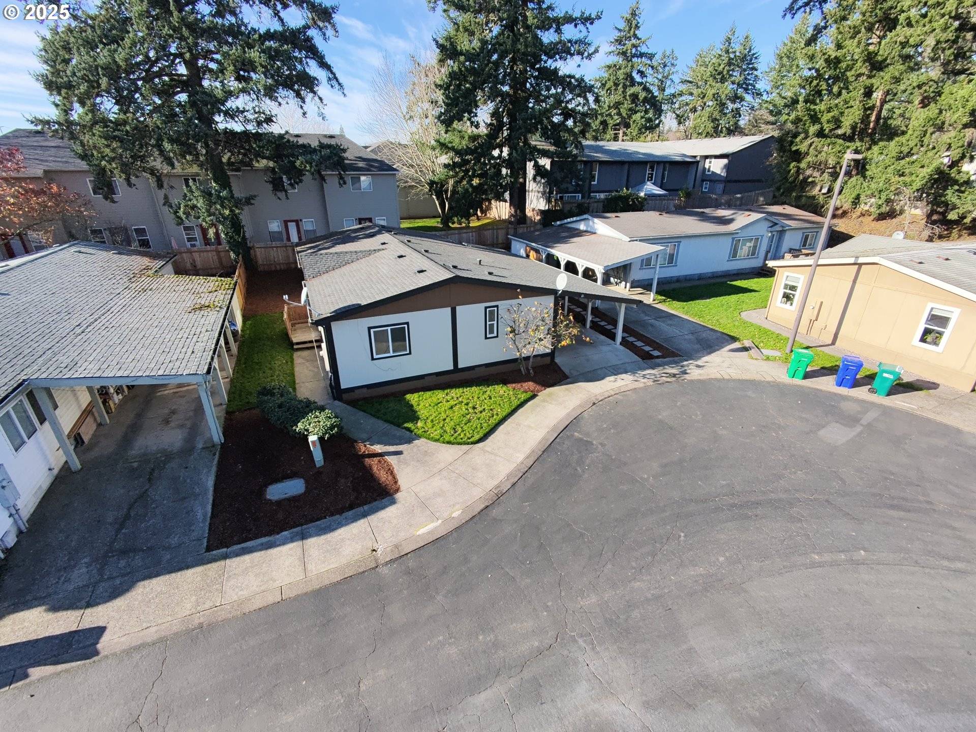 Portland, OR 97236,12323 SE HOLGATE BLVD #6