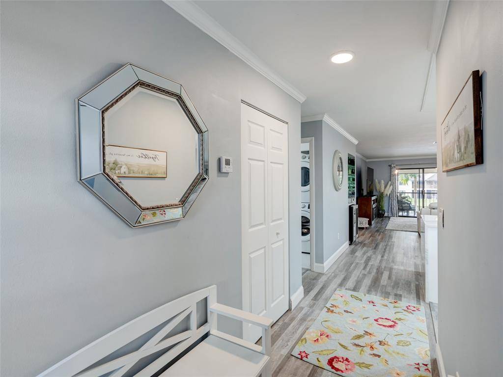 Boca Raton, FL 33428,9261 Vista Del Lago #19F