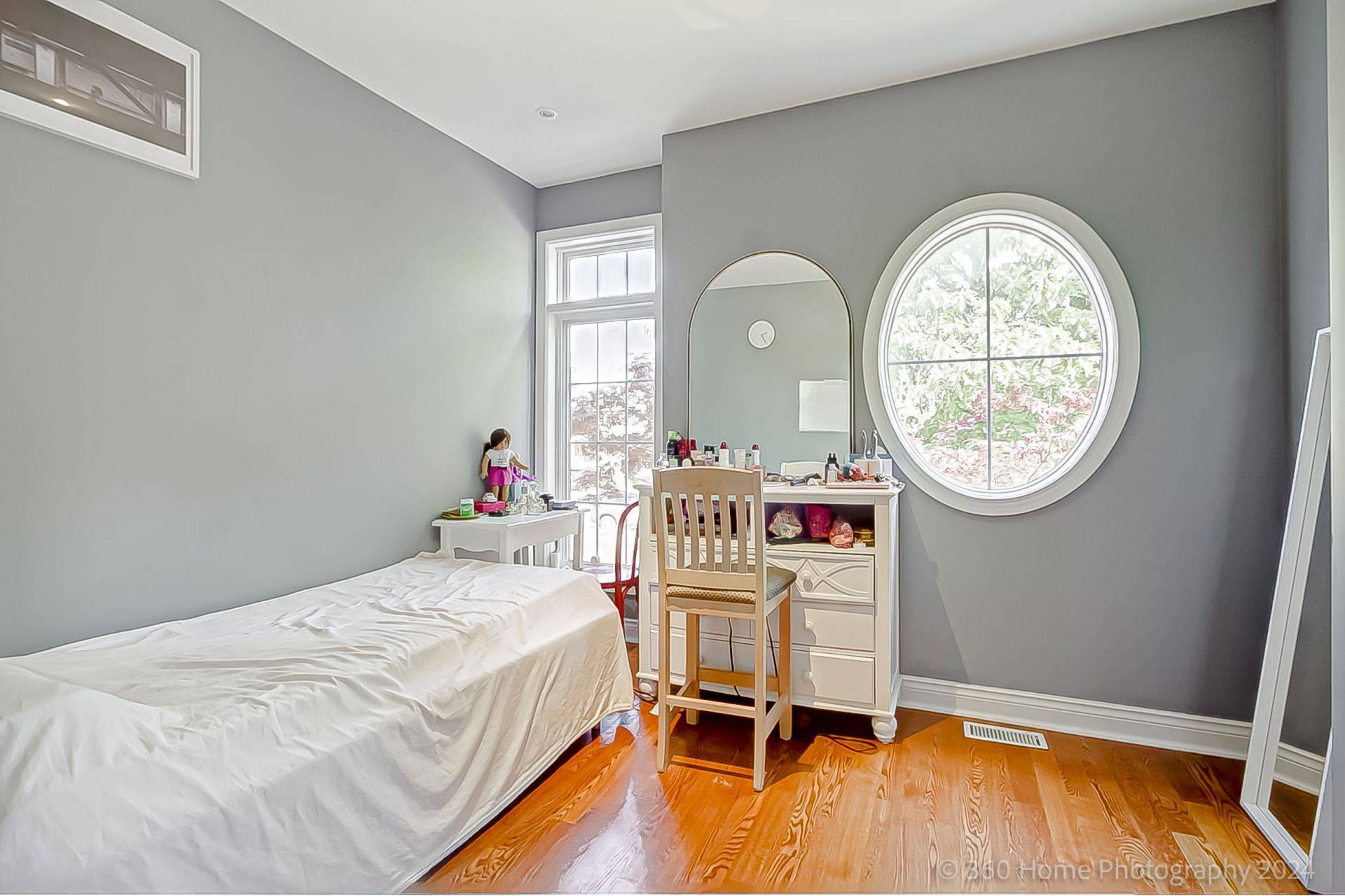 Richmond Hill, ON L4C 6R6,103 Oak AVE