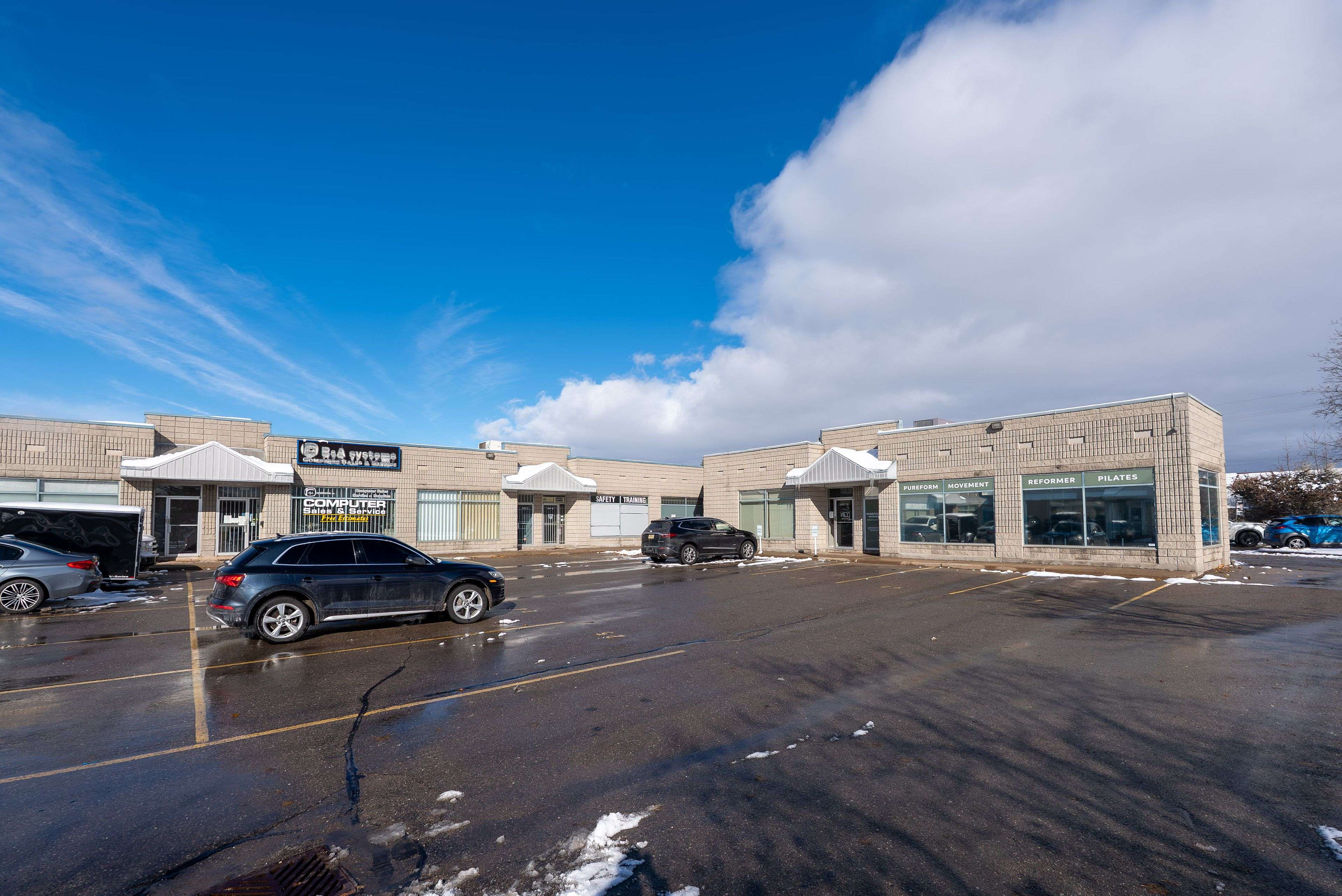 Caledon, ON L7E 1E5,2 Marconi CT #12