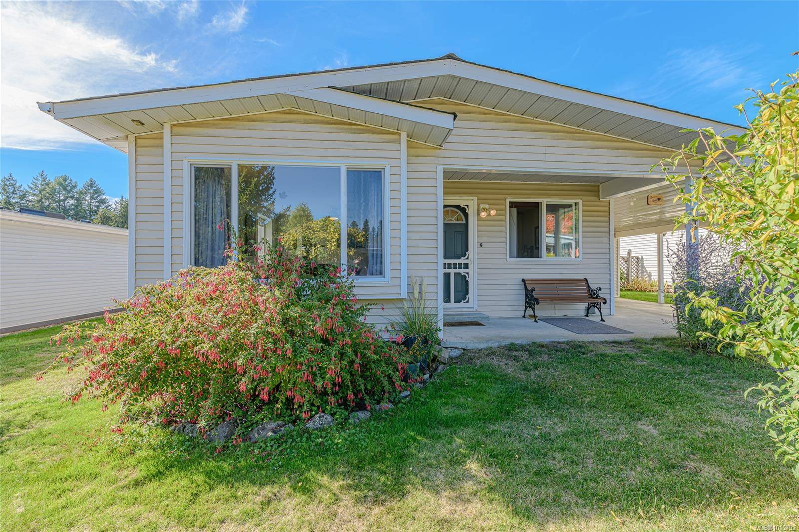 Salt Spring, BC V8K 1S3,135 Brinkworthy Rd #2084